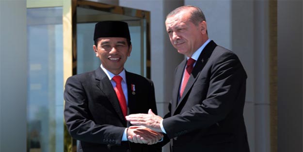 Endonezya Devlet Başkanı Joko Widodo, Erdoğan'ı tebrik etti