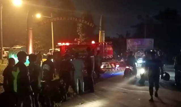 Endonezya'da askeri mühimmat patladı! 13 kişi öldü