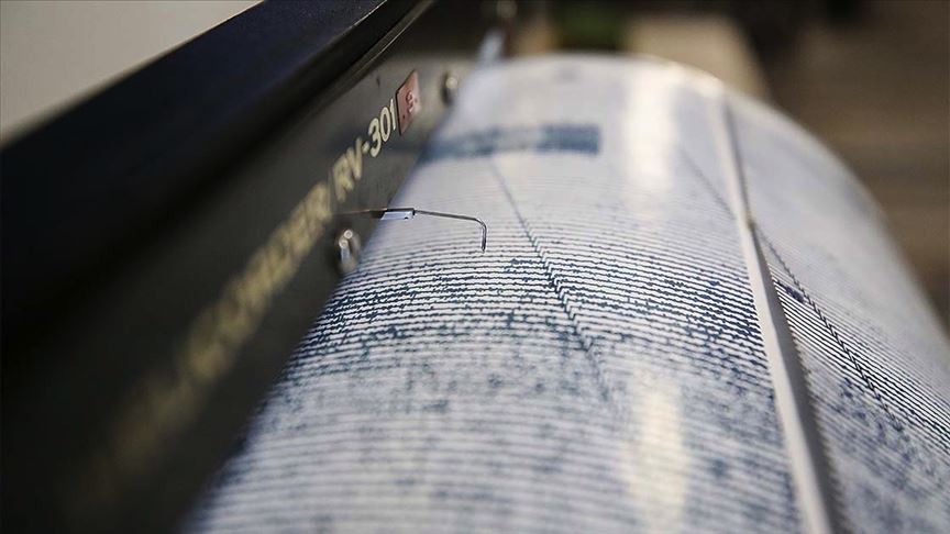 Endonezya'da deprem
