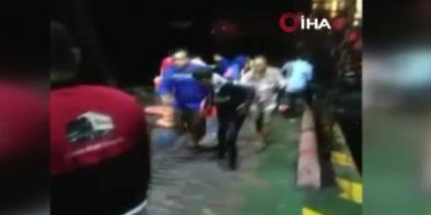 Endonezya'da facia! Yolcu gemisi battı: Ölüler var