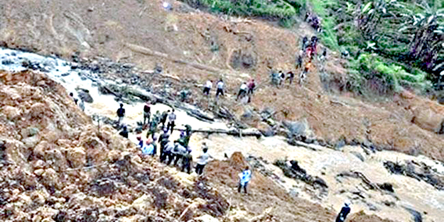 Endonezya’da heyelan