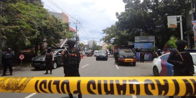Endonezya'da silahlı saldırı: 10 ölü, 2 yaralı