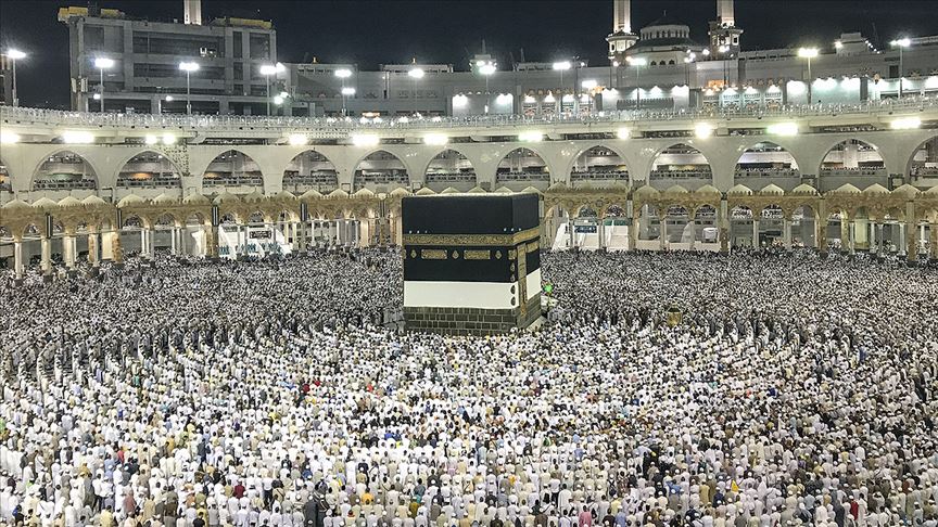 Endonezya'daki Müslümanlar bu yıl Kovid-19 nedeniyle hacca gitmeyecek