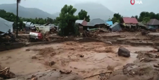 Endonezya’dan dehşet görüntüler! Can kaybı 70 oldu