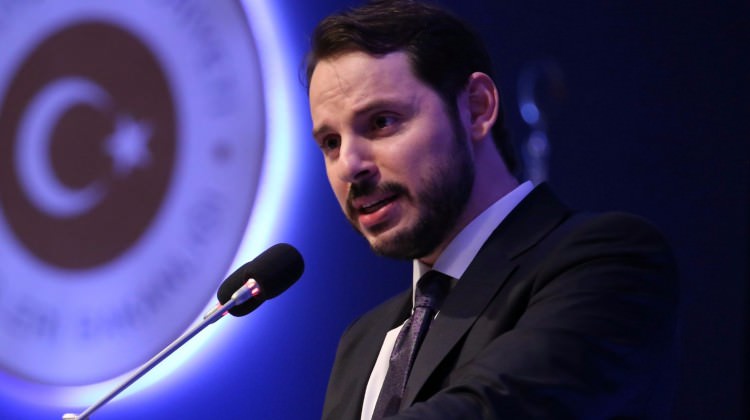 Bakan Berat Albayrak'tan Hollanda açıklaması!