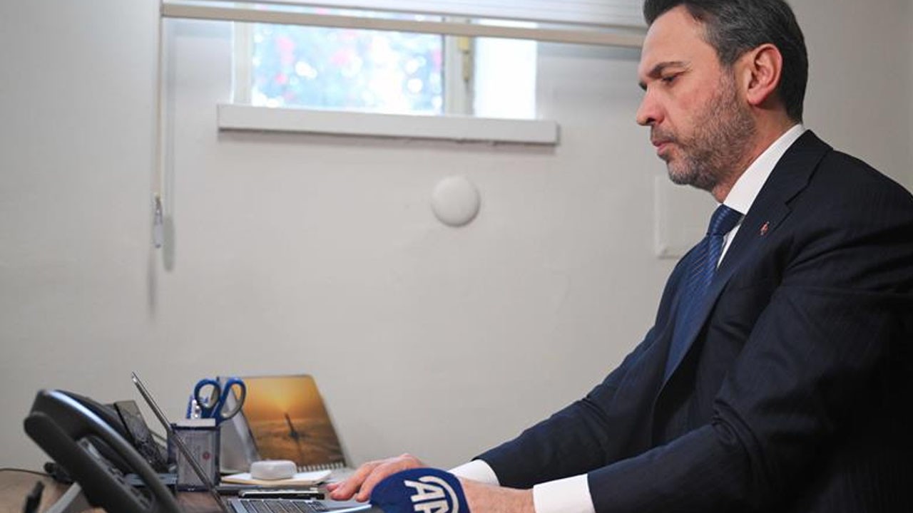 Enerji ve Tabii Kaynaklar Bakanı Bayraktar, 'Yılın Kareleri' oylamasına katıldı