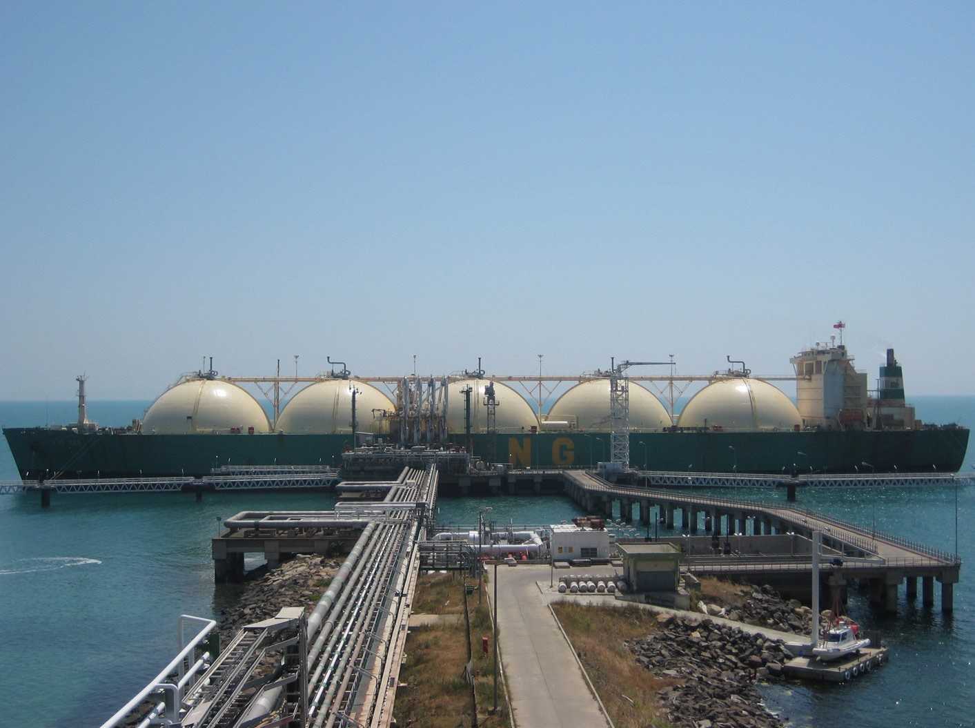 Enerji yatırımlarını arttıracak hamle LNG ihracatının önü açılıyor