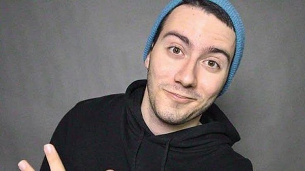 Enes Batur öldü mü? Enes Batur kimdir?