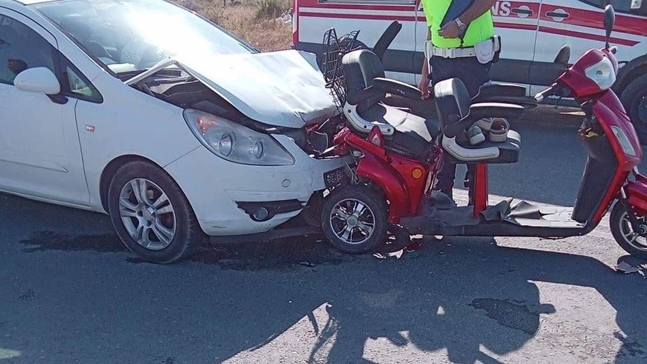 Enez’deki kazada elektrikli bisiklet sürücüsü yaralı, yolcu hayatını kaybetti