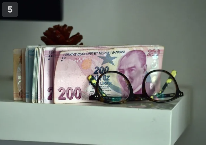 Enflasyon açıklandı maaş hesapları değişti! Emekliye 3 aylık zam! Kim ne kadar alacak? İşte SSK ve Bağ-Kurlunun yeni maaşları