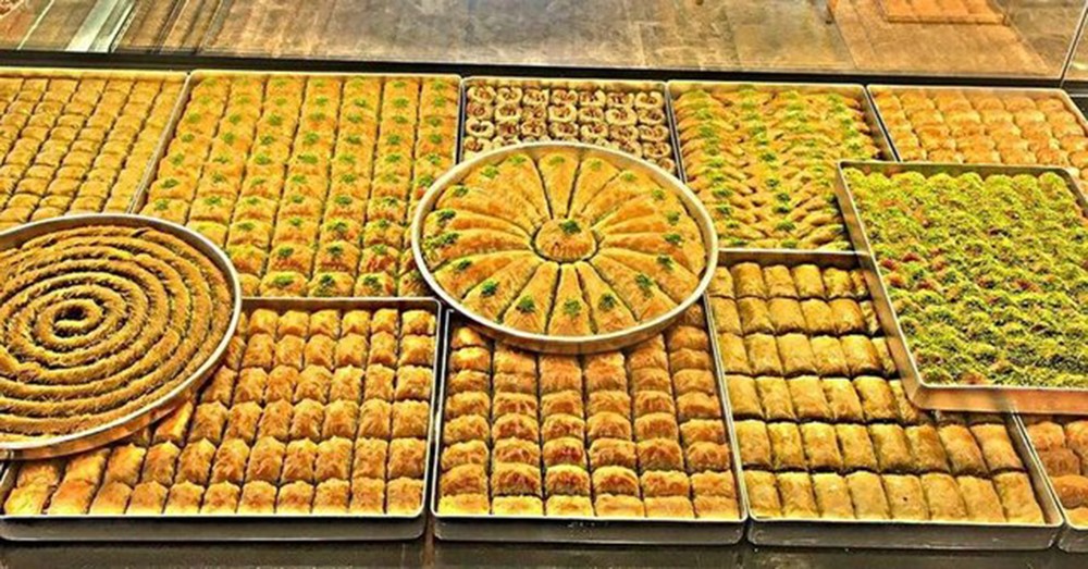 Enflasyonla mücadeleye destek sürüyor! Baklavacılardan indirim kararı!