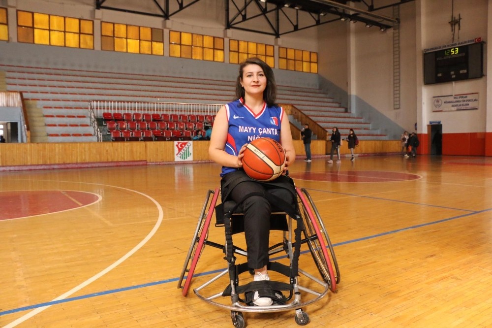 Engelleri sporla aştı, milli takıma çağrıldı 