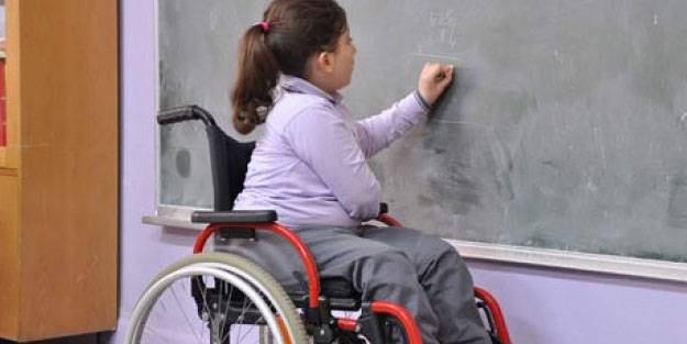 Engelli çocuklarına okul desteği ne kadar? Engelli ailelerin çocuklarına okul yardımı var mı?