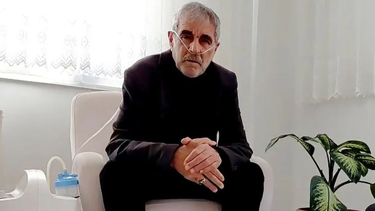 Engelli hastaya kalem fırlatıp 