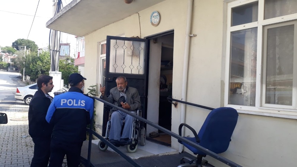Engelli yaşlı adamın, ’Milli Dayanışma Kampanyası’ na 10 TL bağışı 