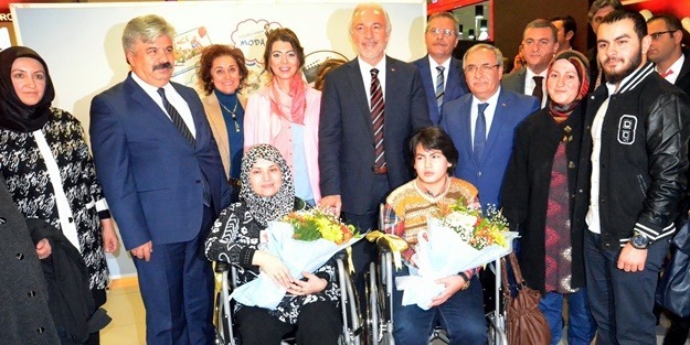 Engelliler sinemada buluştu