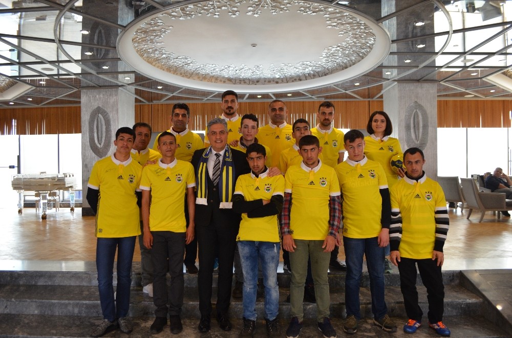 Engelsiz Mardin Projesi futbol takımı Kadıköy’de 