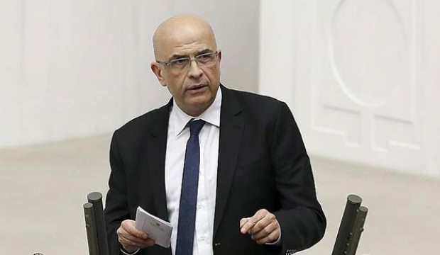Cezasının infazı ertelenen Enis Berberoğlu yemin etti