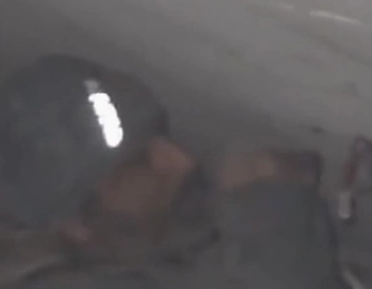 Enkaz altında gülümseten anlar! Ahmet abi bakın neye kızdı