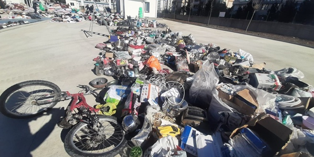 Enkaz altından çıkarılan motosikletler ile ilgi, Hatay Valiliğinden açıklama