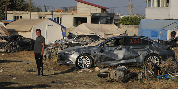 Enkazdan çıkarılan araçların akıbeti belli oldu!