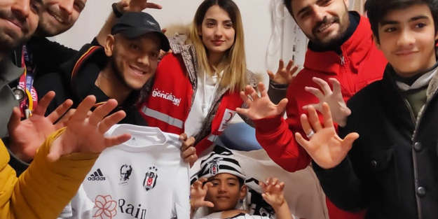 Enkazdan kurtarılan Ömer'in hayali gerçek oldu! Beşiktaş'ın Brezilyalı yıldızından önemli destek