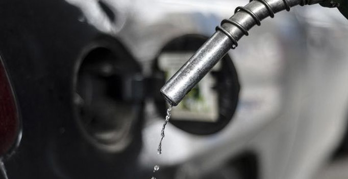 EPDK'dan 3 akaryakıt şirketine 490 bin lira ceza