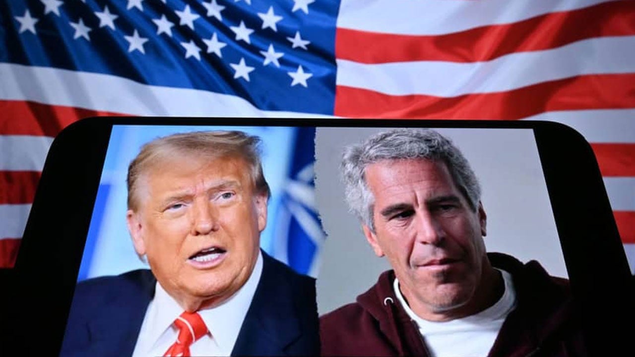 Epstein dosyasından paçayı kurtarma derdinde! Trump'tan takla üstüne takla