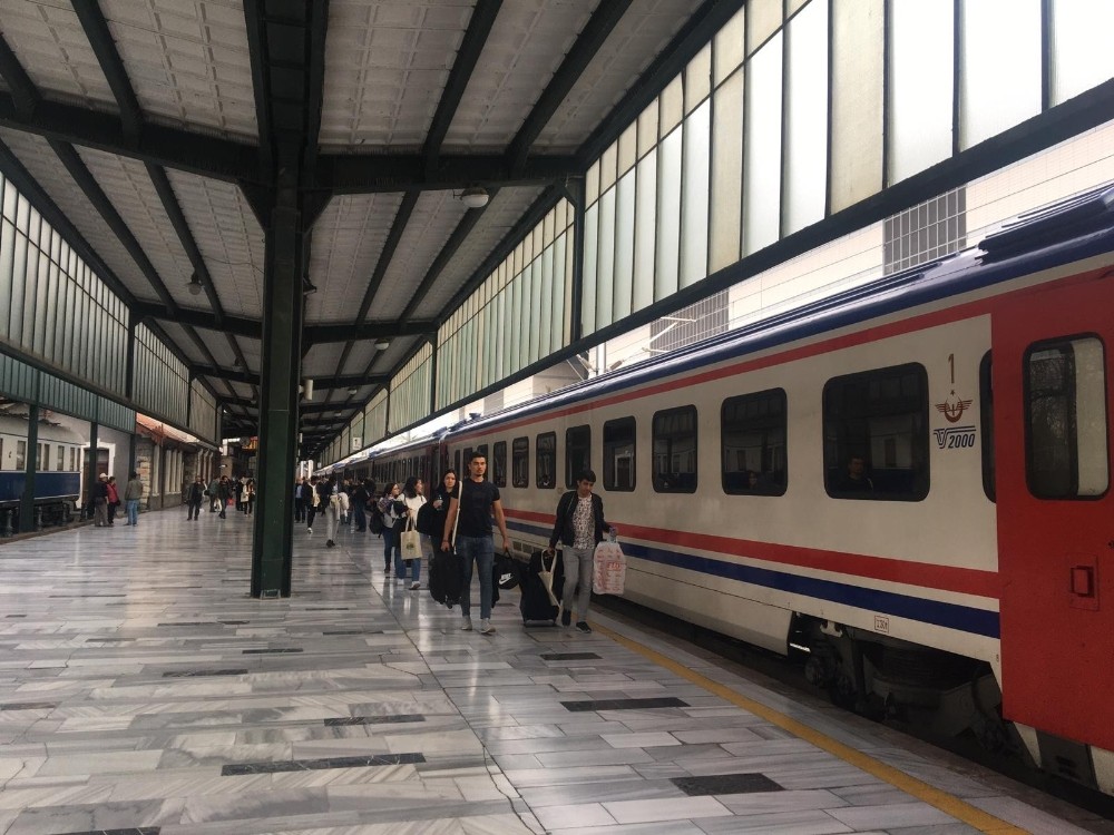 ERASMUS öğrencileri fotoğraf çekmek için Kars’a gitti 