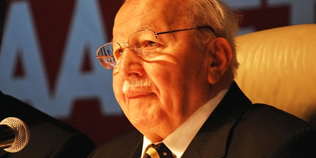 Erbakan Hoca 'Ilımlı İslam'ı anlatıyor