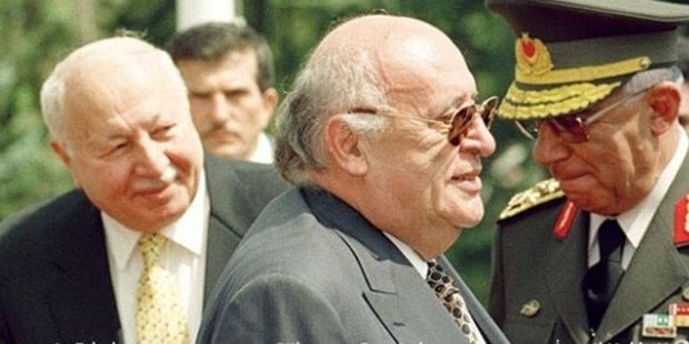 Erbakan’dan Demirel’e kapak gibi cevap! Kral adamsın Hocam