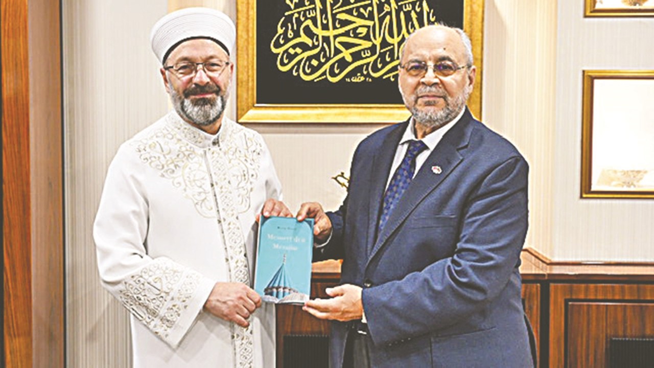 Erbaş: 82 il ve ilçede ‘Alo 190 Aile Hattı’ ile aile sorunlarına çözüm üretiyoruz! Ailemiz için en güzel örnek Peygamberimiz