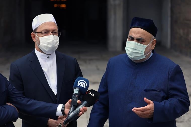 Erbaş ve Paşazade’den Ayasofya Camii’nde Azerbaycan’a destek