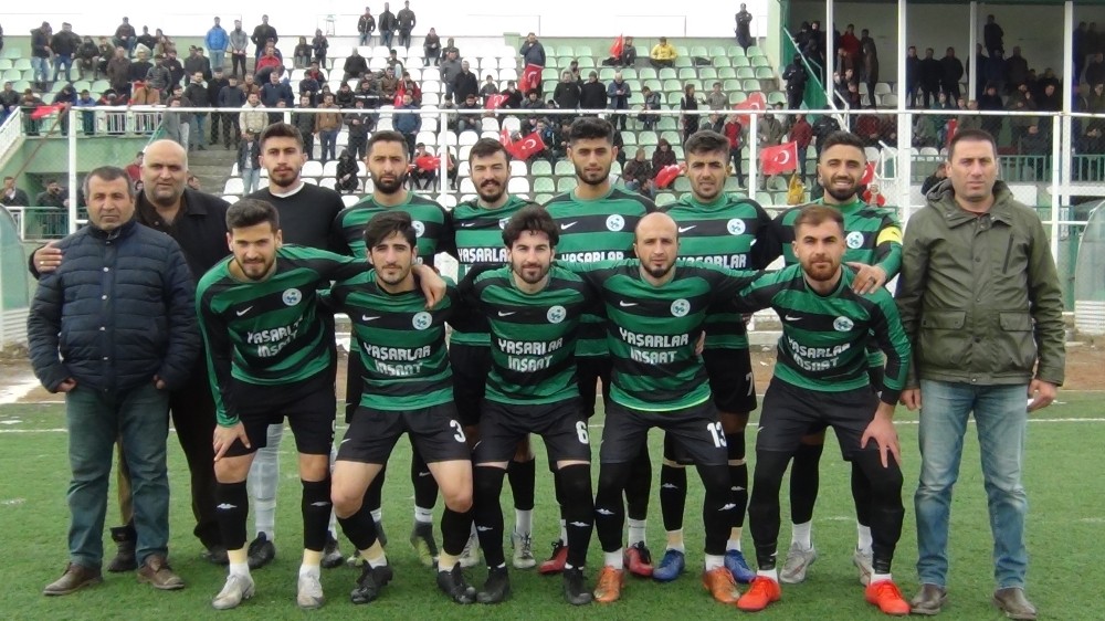 Erciş Gençlik Belediye Spor ilk maçtan galip ayrıldı 