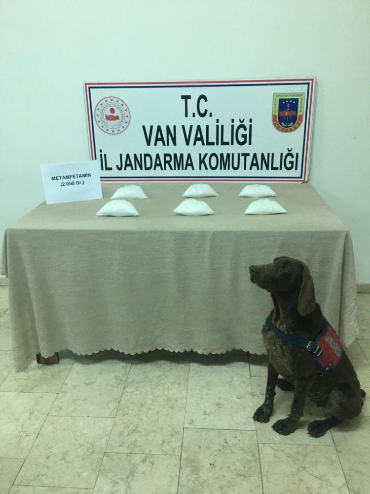 Erciş’te 2 kilo metamfetamin ele geçirildi 