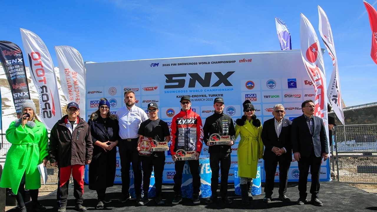 Erciyes, Dünya Kar Motosikleti Şampiyonası’na ev sahipliği yaptı