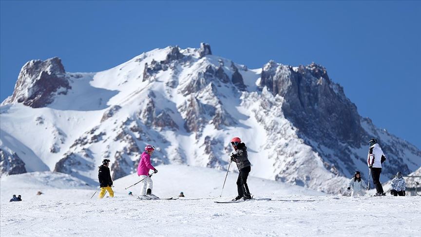 Erciyes'in pistleri yarıyıl tatilinde dolacak