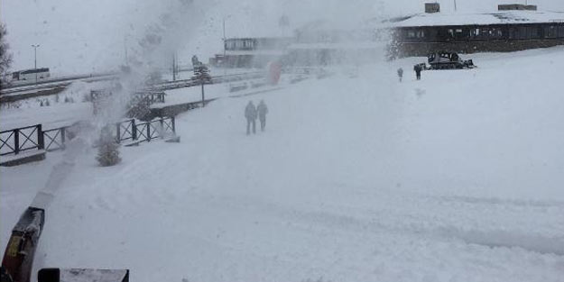 Erciyes'te kar kalınlığı 25 santime ulaştı