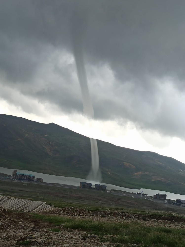 Erciyes’te şaşırtan görüntü 