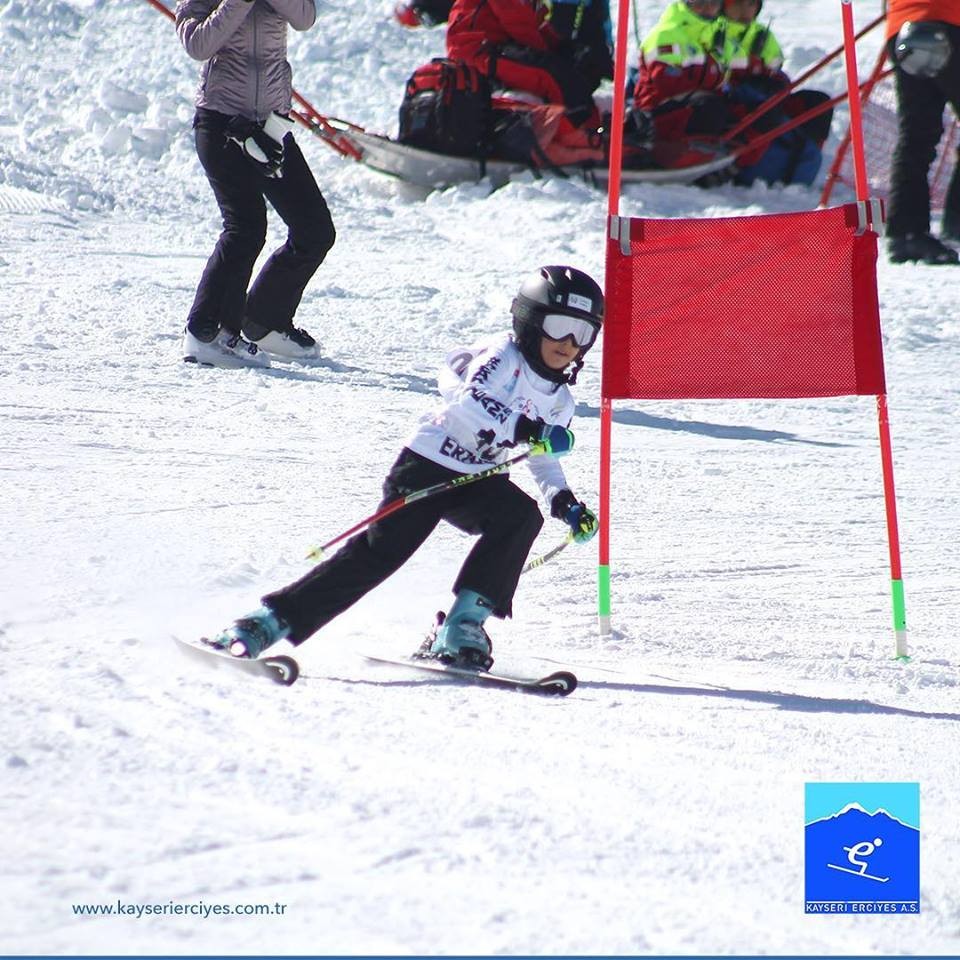 Erciyes’te Yeni Yıldızlar Yetişiyor 