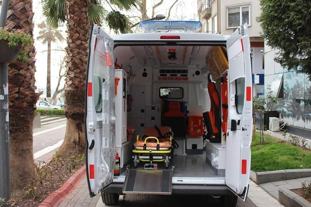 Erdek Belediyesi Hasta Nakil Ambulansı hizmete girdi 