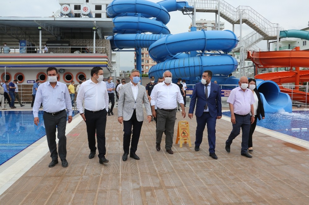 Erdemli’de aquapark açıldı 
