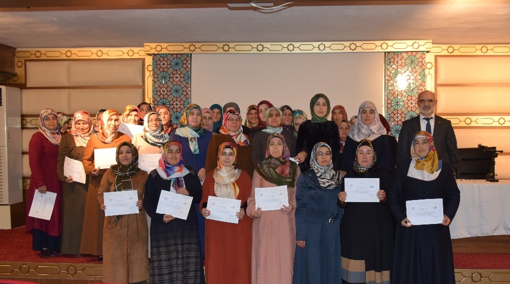 Erdemli’de ’Öğrenme ve oyun teknikleri’ semineri 