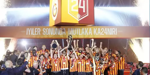 Erden Timur'un önerdiğini kimse istemiyor! Bayern Münih kapıya koydu, Okan Buruk: Galatasaray'a gel: Rakip oldular...