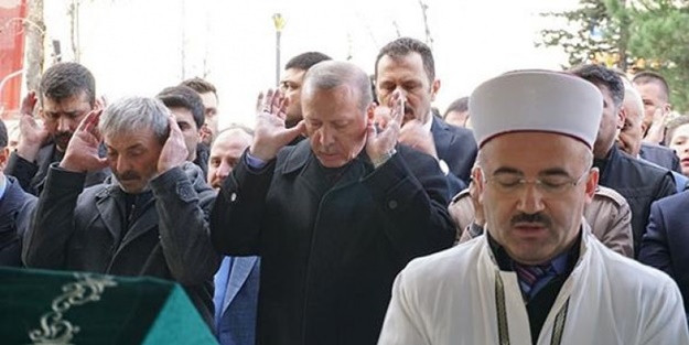 Erdoğan Abdullah Samet Demir'in cenazesinde