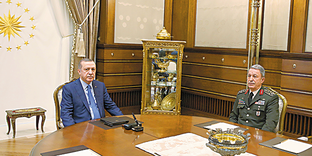 Erdoğan, Akar ve büyükelçileri kabul etti