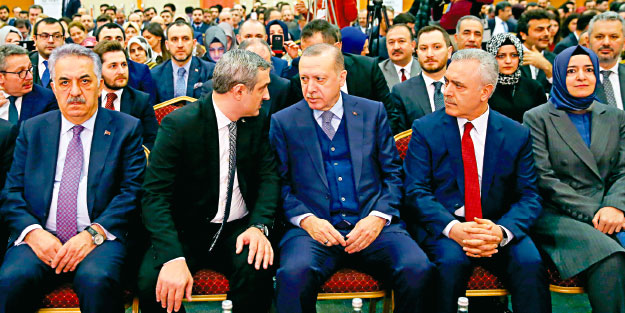 Erdoğan: Alçakça saldırılar birliğimizi bozamaz