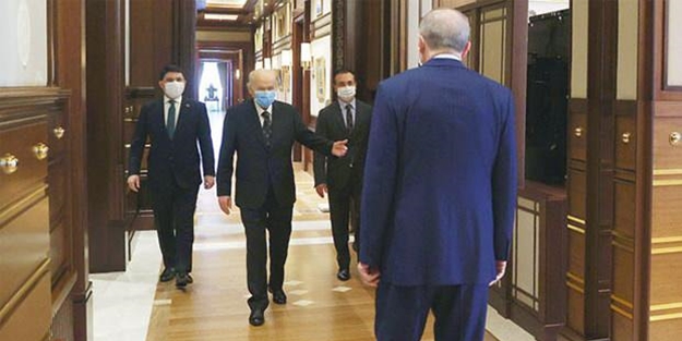Erdoğan-Bahçeli görüşmesinde yeni anayasa ve reform konuşuldu