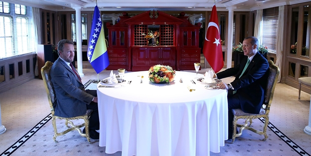 Erdoğan Savarona'da