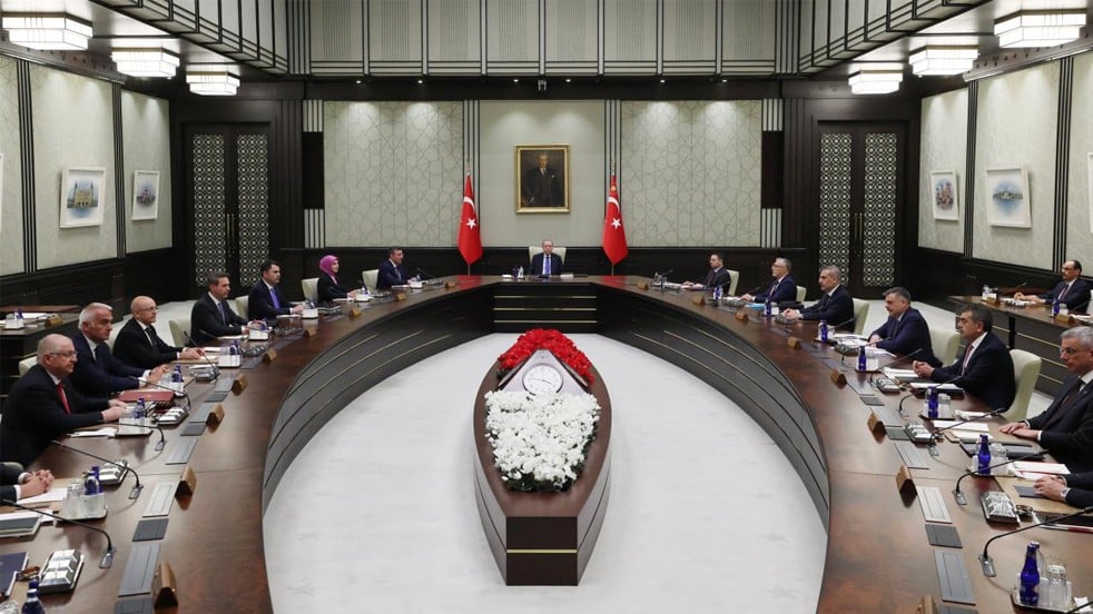 Erdoğan başkanlık ediyor! Kabine toplantısı başladı